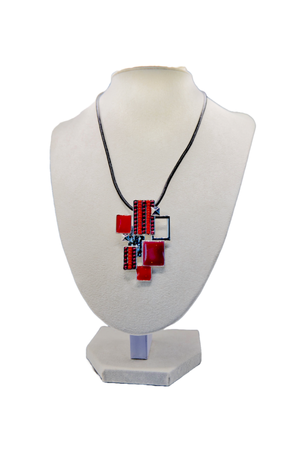 Collier Ikita Eclats rouge et noir