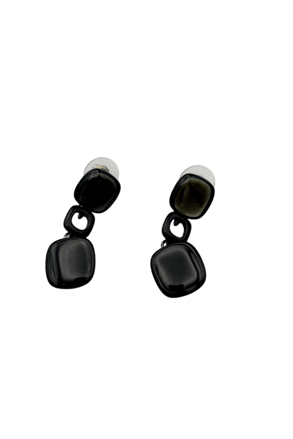 boucles d oreilles carrés noirs émaillés 1